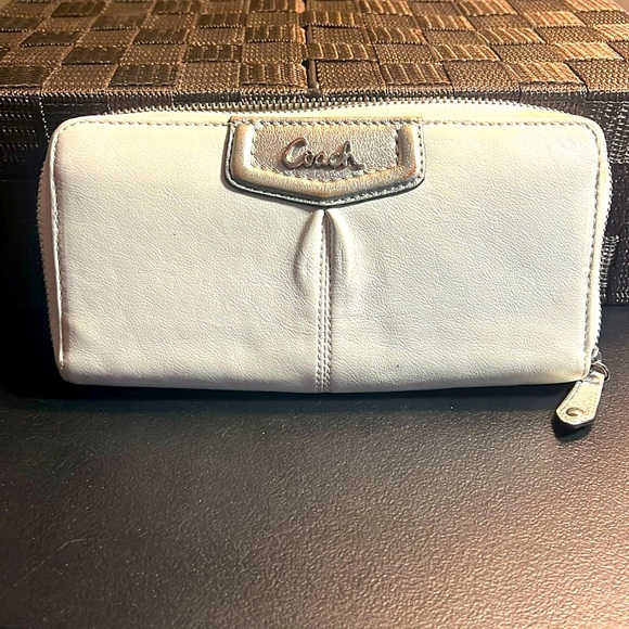 COACH CREAM PEWTER LONG WALLET PREOWNED - Picture 1 of 14